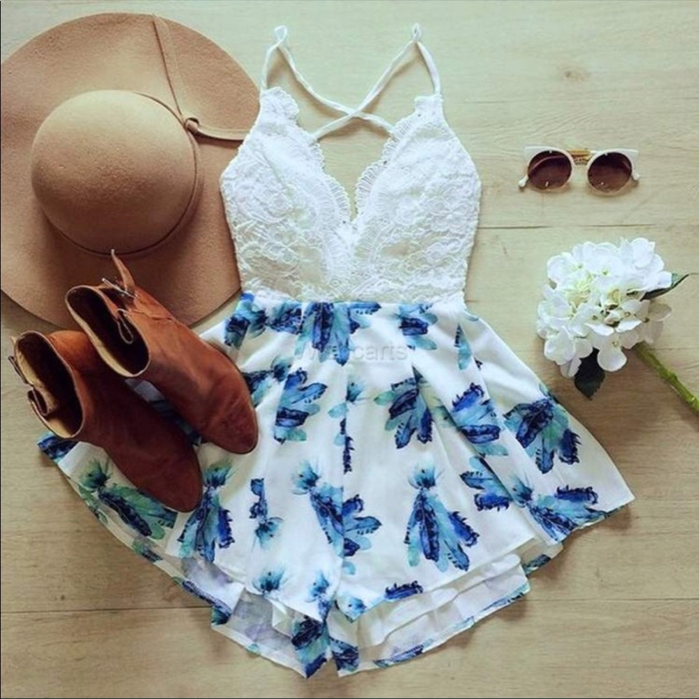 V Neck Floral Romper